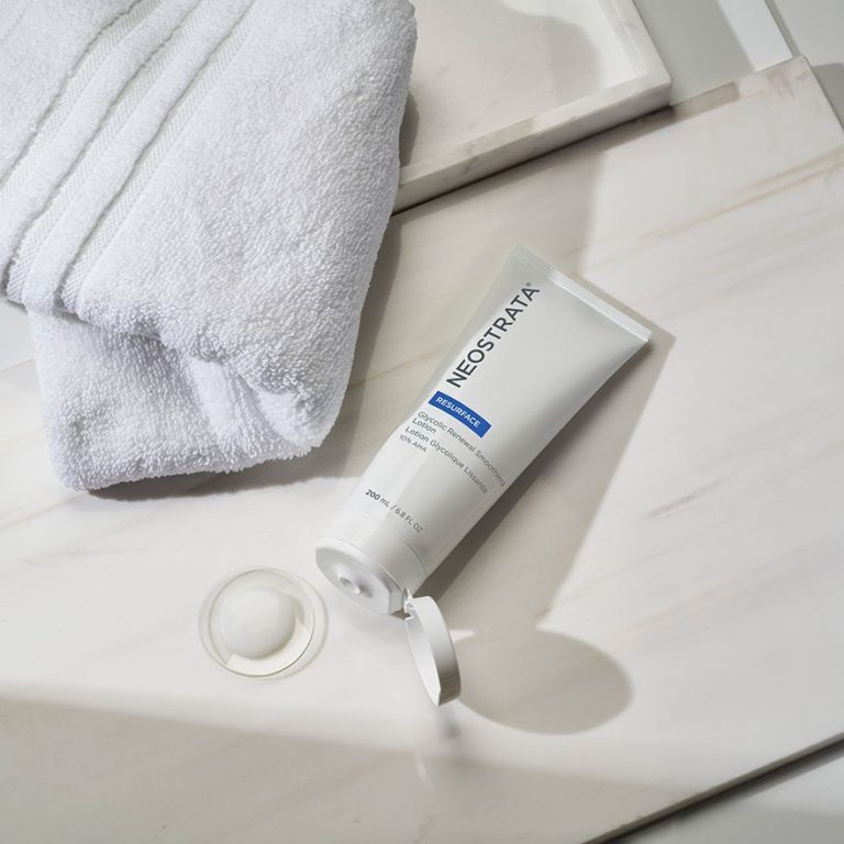 Read more about the article Introducing the NeoStrata Resurface Glycolic Renewal Serum